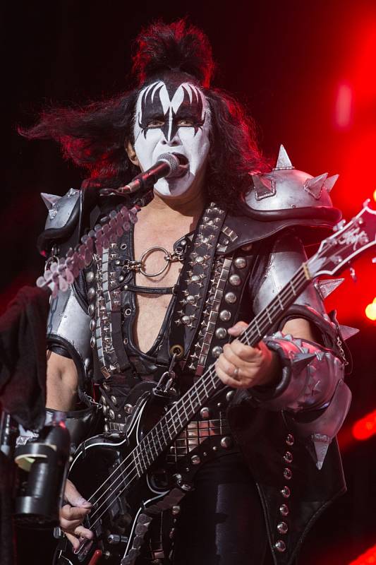 Koncert americké rockové skupiny Kiss na brněnském výstavišti.