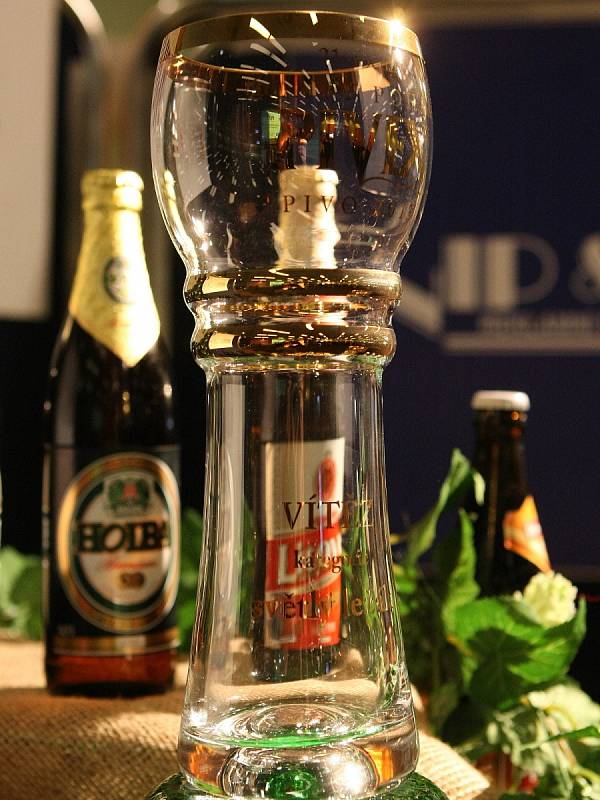Výsledky degustační soutěže Zlatý pohár Pivex – Pivo 2013 oznámili organizátoři v brněnském hotelu Voroněž.