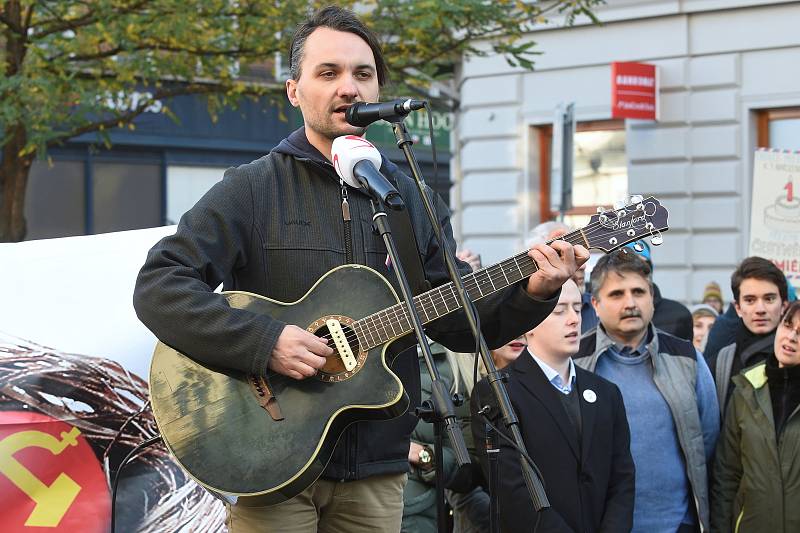 Demonstrace proti Andreji Babišovi v Brně.