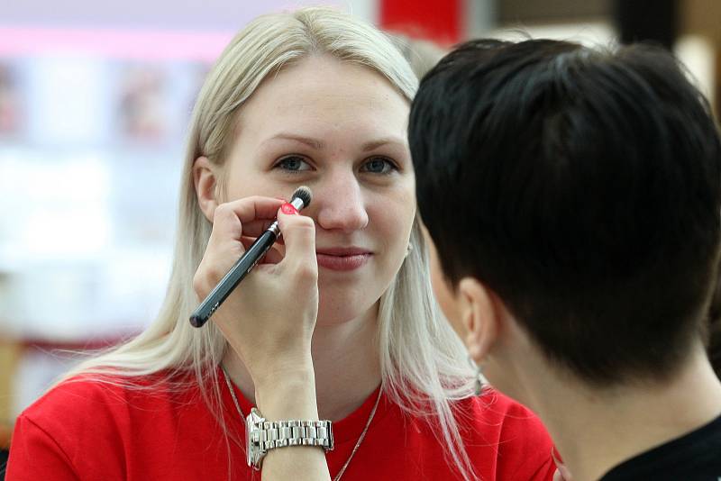 Casting na Českou Miss 2018 v nákupním centru Olympia.