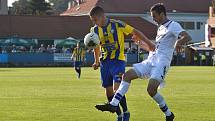 12.9.2020 - domácí SK Líšeň v bílém (Michal Bednář) proti FK Varnsdorf