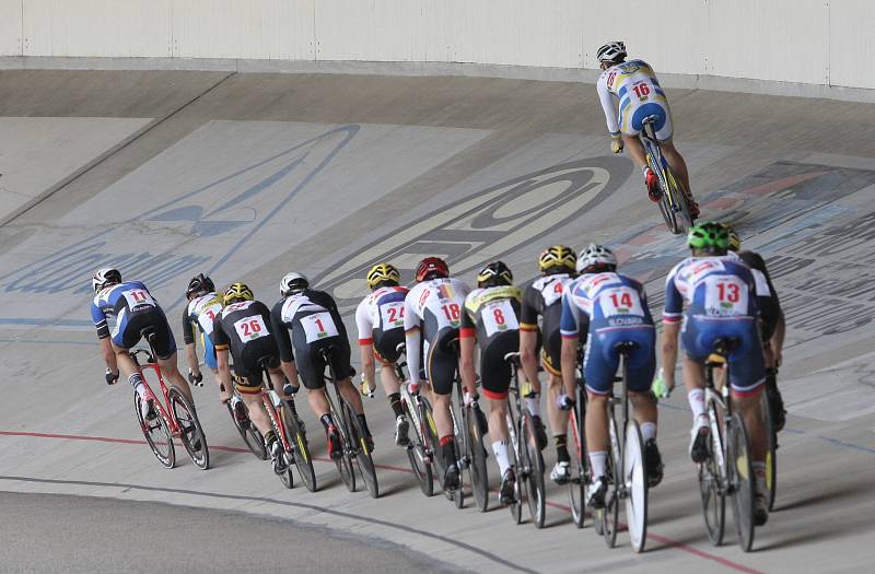 Na víkendovou Grand Prix Brno v dráhové cyklistice si na velodrom našlo cestu kolem tisícovky příznivců atraktivního sportu.