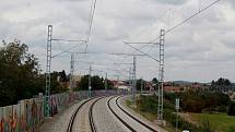 Na železniční trať z Brna do Střelic se od úterý vrací vlaky.
