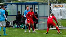 Boskovičtí fotbalisté (v modrém) porazili vedoucí Bohunice na jejich hřišti 1:0.