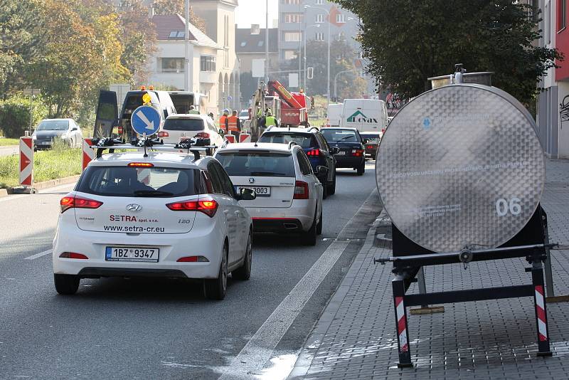 Havárie vody v ulici Gajdošova v Brně