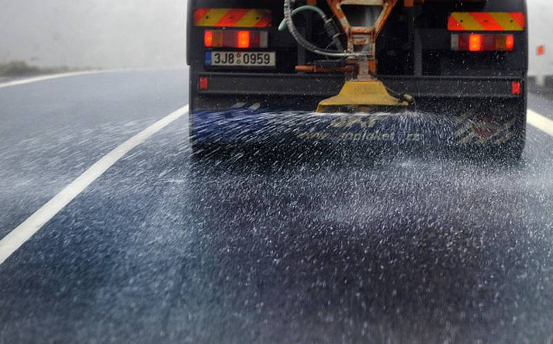 Meteorologové varují před kluzkými silnicemi, ilustrační foto