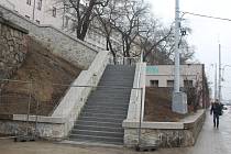 Nové schody na Nových sadech v centru Brna jsou zatím zavřené, čeká se na jejich kolaudaci.