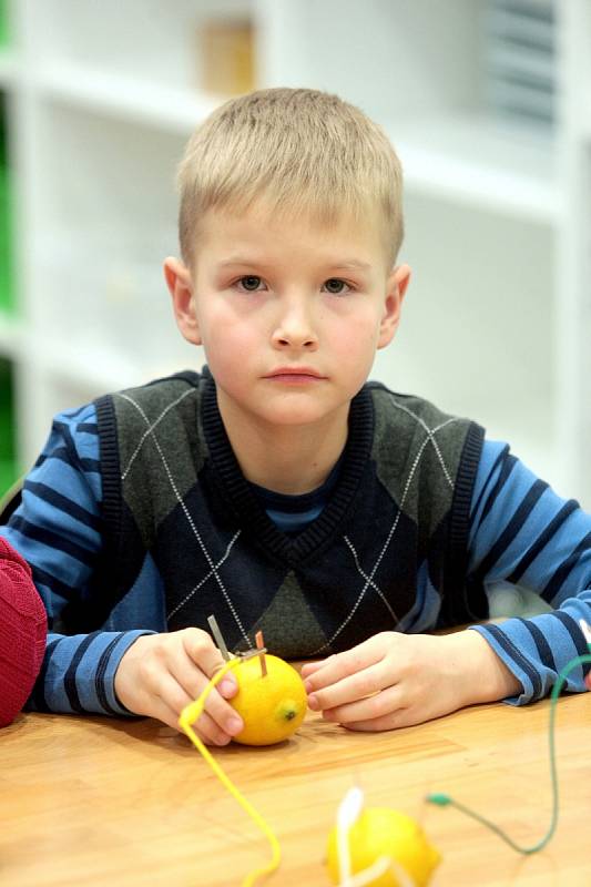 Vida centrum oslavilo první narozeniny. Děti se seznámily s vědou zábavnou formou.