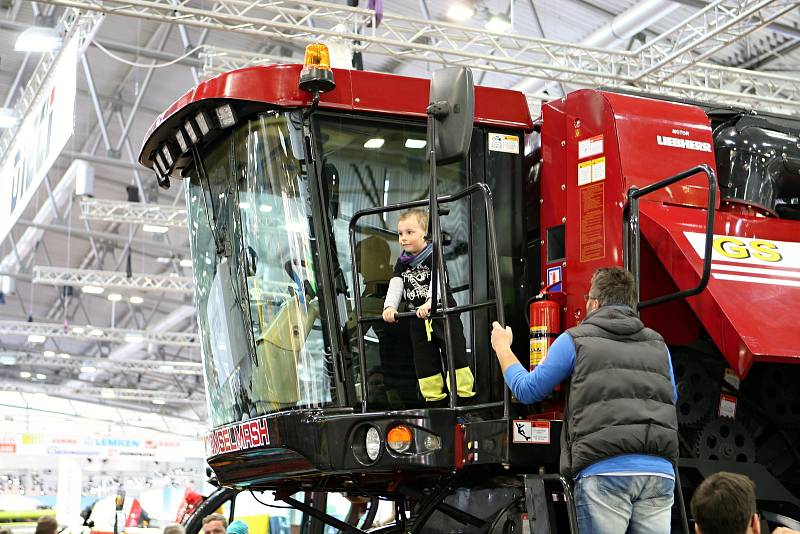 Na brněnském výstavišti začal v neděli veletrh TECHAGRO, jeden ze tří největších zemědělských veletrhů v Evropě.