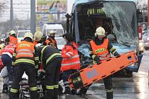 V brněnské Slatině se srazily dva autobusy.