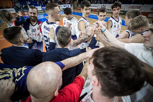 Pokus o rekord v počtu dětí na zápase NBL, Basket Brno - USK Praha