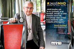Brněnský dopravní podnik pokračuje v informační kampani s názvem #JezdiMHD. Šestnáct známých Brňanů popisuje svůj vztah k veřejné dopravě.