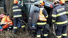 Nehoda auta u Oslavan na Brněnsku.
