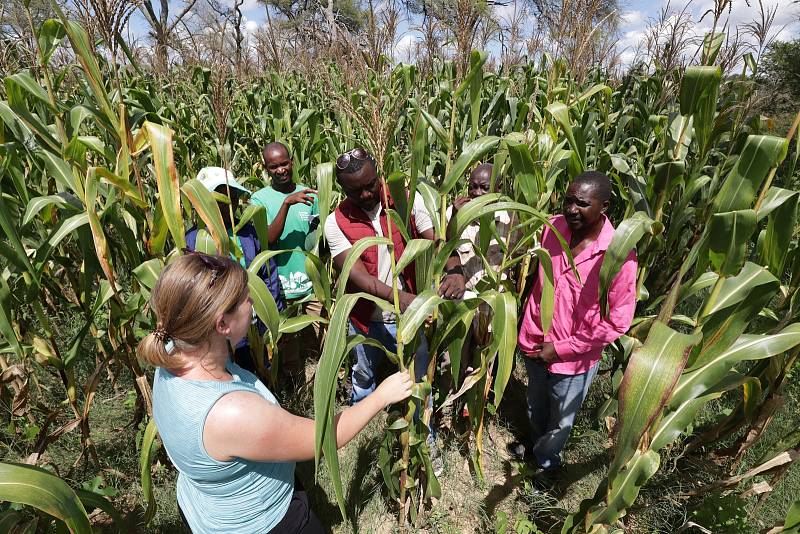 Vědci z Mendelovy univerzity učí místní farmáře lépe hospodařit