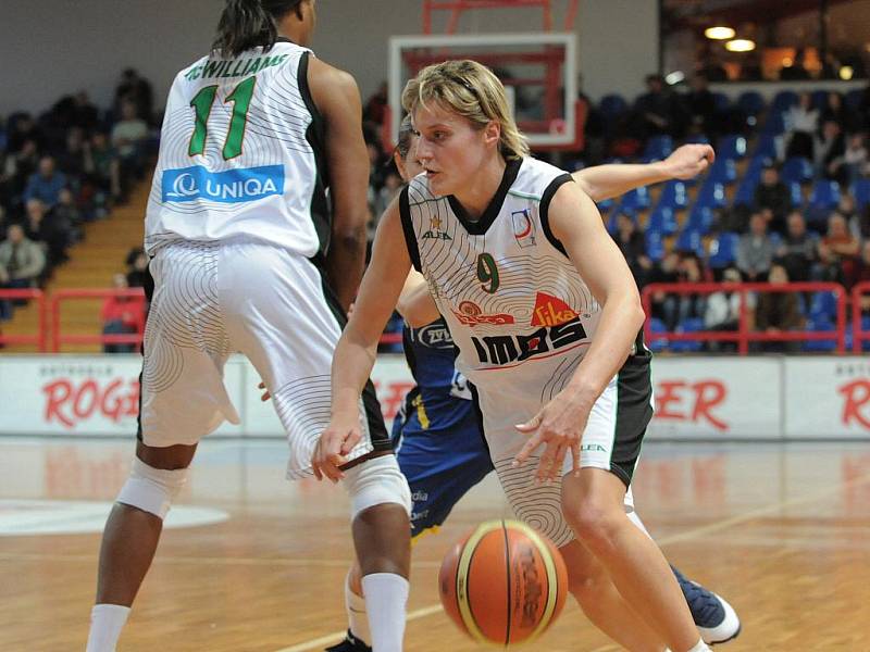 Žabiny podlehly na domácím hřišti basketbalistkám ZVVZ USK Praha.