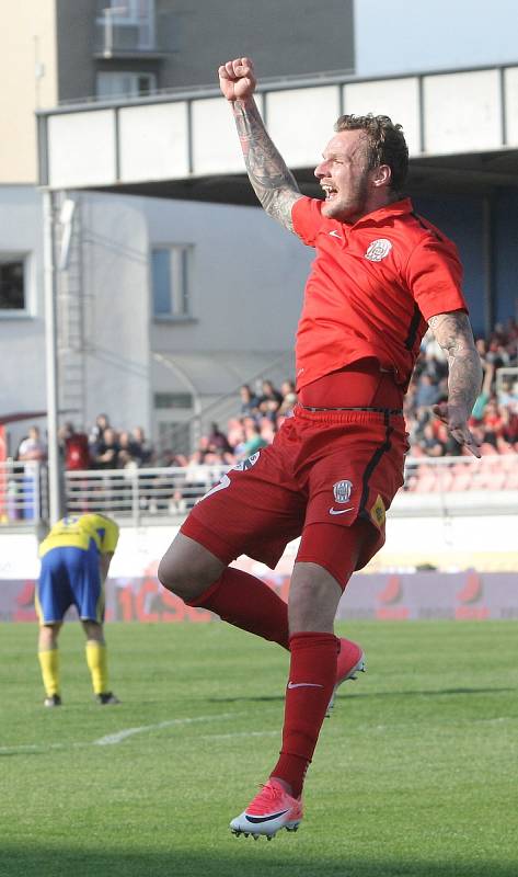 Fotbalisté Zbrojovky zvládli důležité domácí utkání 26. kola nejvyšší soutěže a zdolali Zlín 2:0.