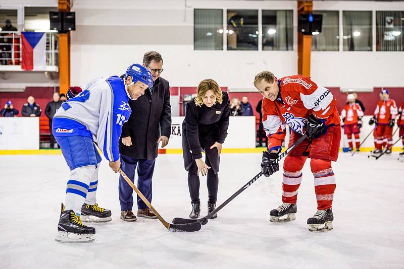 V pondělí se odehrál v jihomoravské metropoli duel bývalých hokejových legend. Postavili se proti sobě výběry České republiky a Izraele.