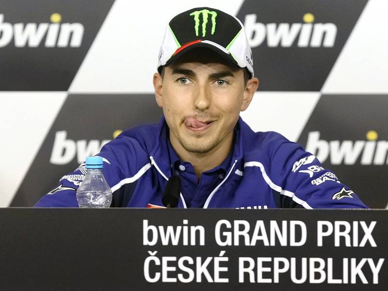 Z jezdců prestižní třídy MotoGP, ve které startuje i Brňan Karel Abraham, bude na jihu Moravy bojovat o body už poosmnácté v řadě i Valentino Rossi.