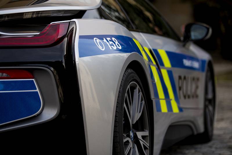 Nové policejní BMW i8, které má zapůjčené jihomoravská dopravní policie.