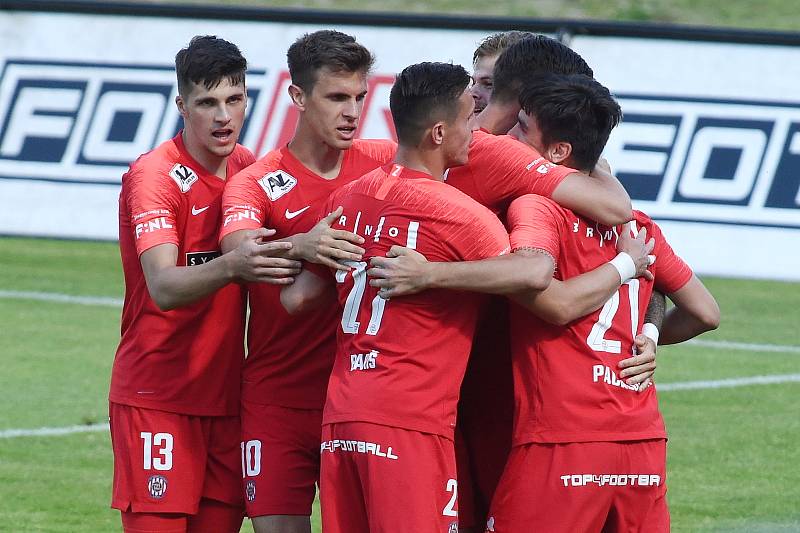 28.6.2020 - domácí FC Zbrojovka Brno v červeném proti FK Viktoria Žižkov