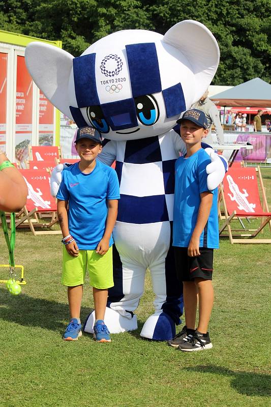 Rodiny s dětmi si přišly vyzkoušet olympijské sporty na Olympijský festival do areálu SKP Kometa v Brně.