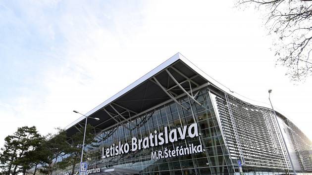 Letiště M. R. Štefánika v Bratislavě.