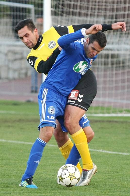 Prostějov si ze hřiště Rosic odvezl tři body za výhru 4:3.