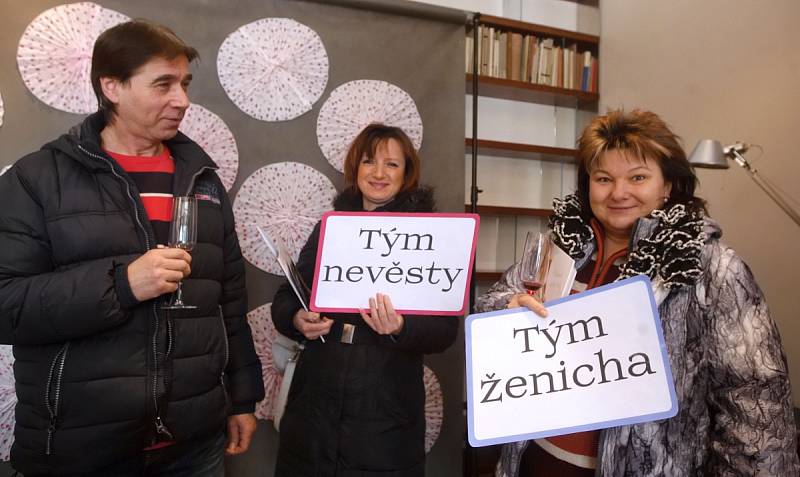 Ani mrazivé počasí neodradilo budoucí nevěsty od plánování velkého dne. V sobotu se nastávající nevěsty sešly v brněnské vile Löw-Beer.