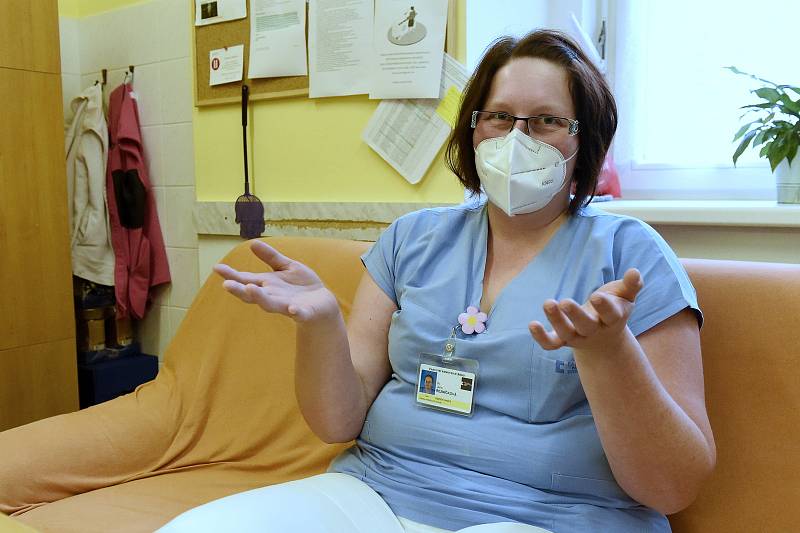 Staniční sestra z kliniky infekčních chorob z FN Brno Bohunice Jana Řezníčková.