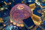Nafukovací modely planet si prohlédnou návštěvníci světové výstavy Expo Dubai 2020.
