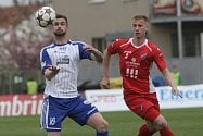 Fotbalisté Baníku Ostrava po trenérské výměně nečekaně ožili a ve 25. kola první ligy zvítězili v Brně nad Znojmem vysoko 4:0