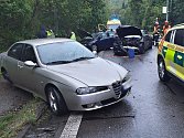 Pohled na nehodu čtyř aut v brněnské Pisárecké ulici.