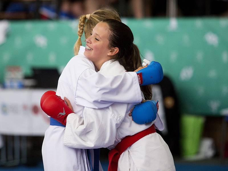 Olympiáda dětí a mládeže v hale Tesla - karate.
