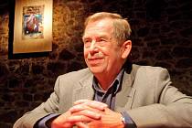HAVEL DRAMATIK. Svou jednodenní návštěvou dnes Václav Havel zahájí v Huse na provázku Den zahradní slavnosti.