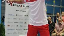 Nejlepší český badmintonista Petr Koukal prohrál v pátečním exhibičním rozlučkovém zápase v Brně s Irem Scottem Evansem 1:2 po setech 9:11, 11:9 a 10:12. Utkání se uskutečnilo v rámci slavnostního otevření nové badmintonové X-Areny ve Slatině.