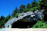 Součástí Sloupsko-šošůvských jeskyní je jeskyně Kůlna, kterou proslavily pozůstatky neandrtálců.