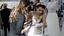 O inspiraci pro budoucí nevěsty se postaralo sto padesát vystavovatelů při svatební show vedle obchodního centra Vaňkovka.
