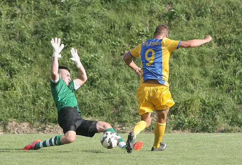 Fotbalisté Tišnova porazili 2:1 v prvním soutěžním zápase sezony dalšího postupujícího z I. A třídy Bučovice.