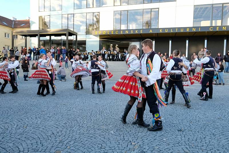 Hasičské krojované hody se konaly v Kuřimi uplynulou sobotu.