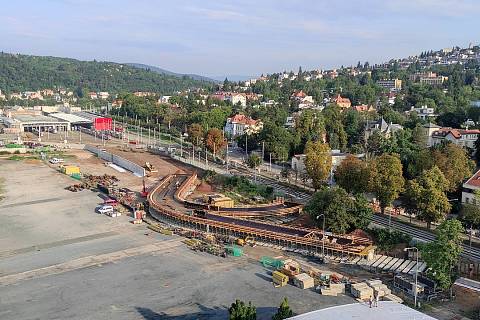 Zájemci mohou v sobotu sledovat betonáž mostu v brněnských Pisárkách z provizorní vyhlídky.