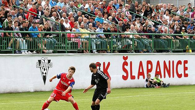 Druholigoví fotbalisté Zbrojovky se v neděli představili v prvním přípravném zápase před novou sezonou. 