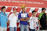 Hvězdy MotoGP (na fotkách Valentino Rossi, Casey Stoner, Dani Pedrosa, John Hopkins a Chris Vermeulen) už se usazují na brněnském Masarykově okruhu.