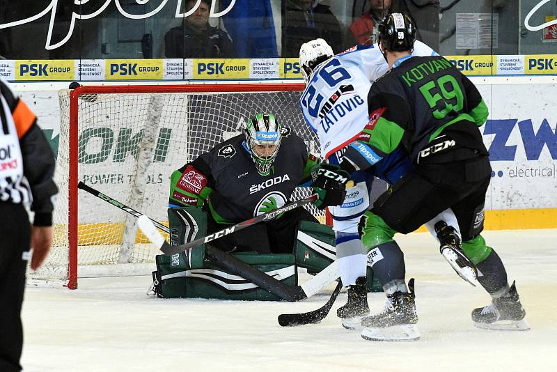 Hokejisté Komety Brno (v bílém) podlehli Mladé Boleslavi 0:2.