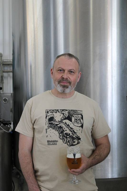 V oboru pivovarnictví se vrchní sládek Martin Hrubeš pohybuje už téměř třicet let. Aktuálně vaří pivo v brněnských Medlánkách.