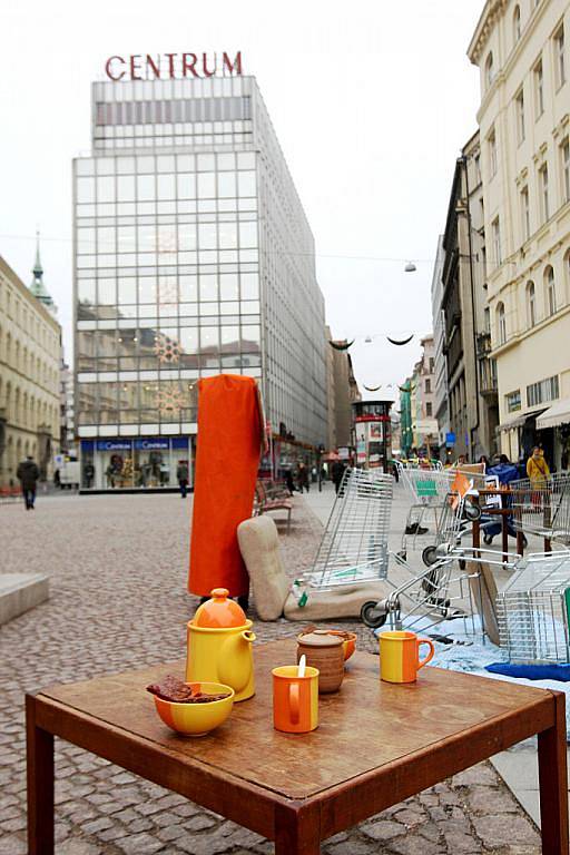 Sdružení Nesehnutí se přidalo k Mezinárodnímu dni bez nakupování. 