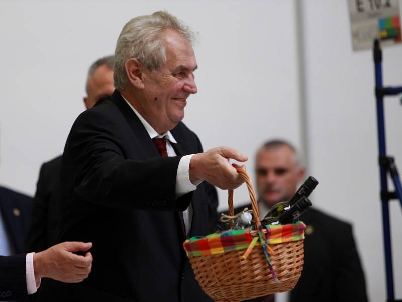 Třetí den návštěvy prezidenta České republiky Miloše Zemana v Jihomoravském kraji.