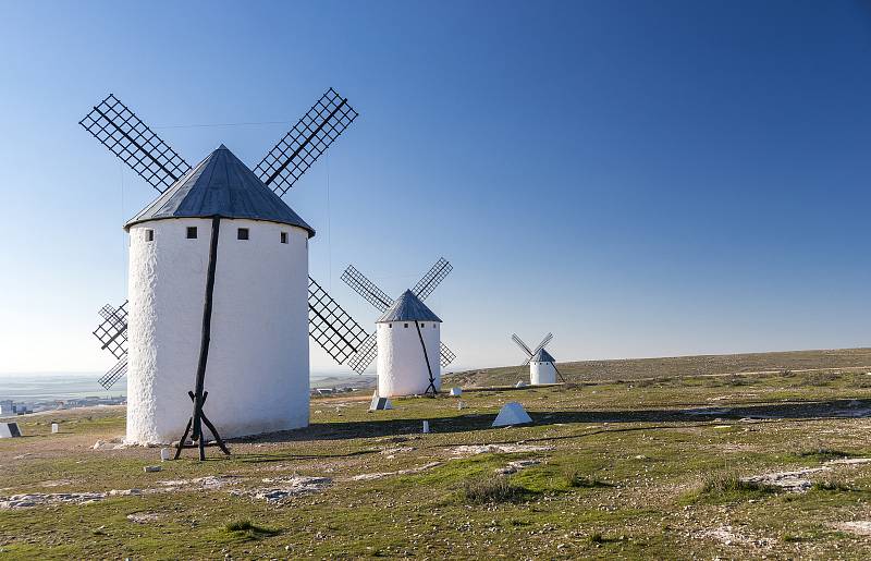 Větrný mlýn La Mancha ve Španělsku.