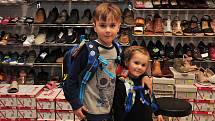 Místo přes výdejní okno už prodávají obuv pro děti v prodejně i v obchodě Obuv Květka v Židlochovicích na Brněnsku.