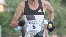 Brněnský vytrvalec Daniel Orálek. Moravský ultramaraton 2016. Běžci museli zvládnout celkem 301 kilometrů rozdělených do sedmi maratonských etap v sedmi dnech.