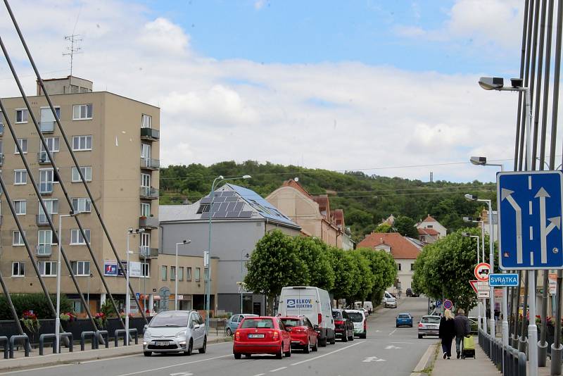 Křižovatka mezi mostem a náměstím v Židlochovicích se dočká úpravy.